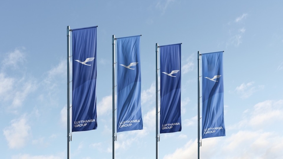 Lufthansa cuts flights to optimize summer schedule