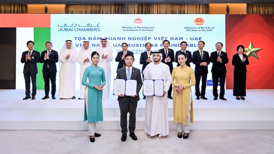 Emirates Strengthens Ties with Vietnam Airlines and VietJet Through New MoUs