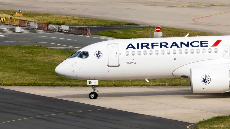  Air France Welcomes 41st Airbus A220 with New Regional Aircraft Name