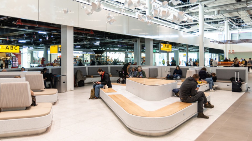 Schiphol Launches Tender for Architect Collaboration to Improve Terminal Design